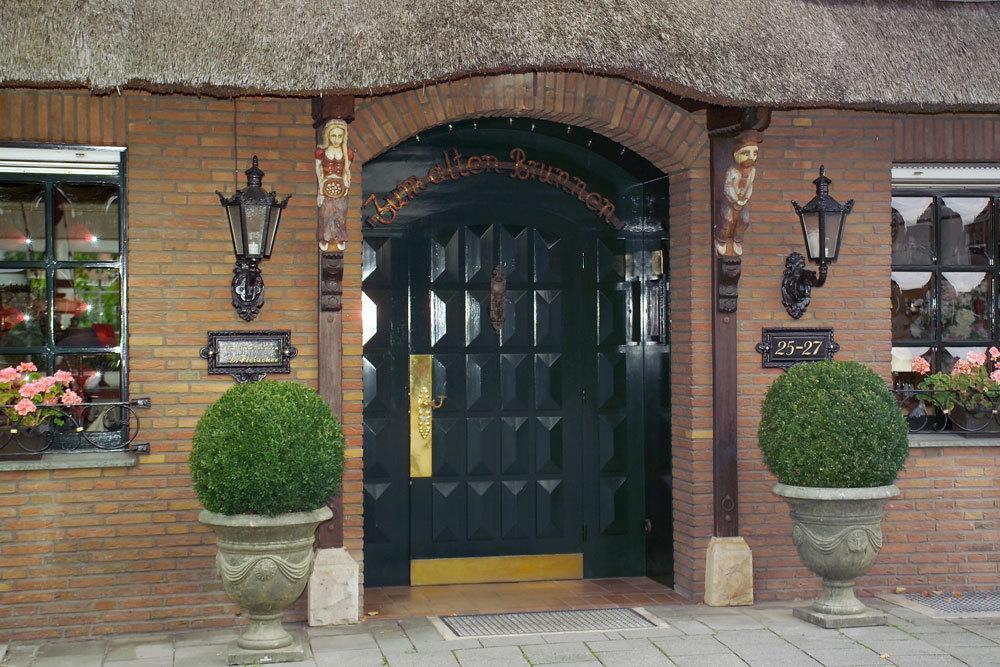 Hotel Zum Alten Brunnen ライネ エクステリア 写真